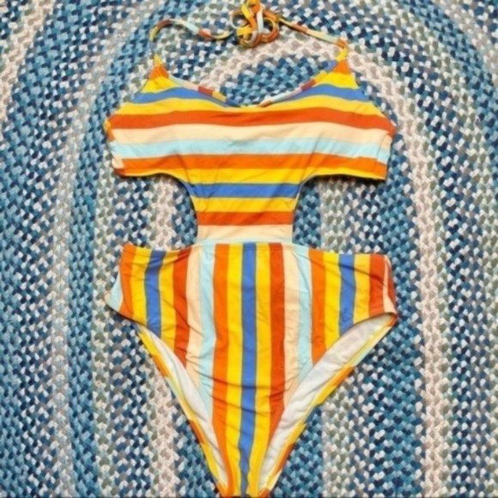 Bikini Lab Swimsuit - Picture 2 of 5